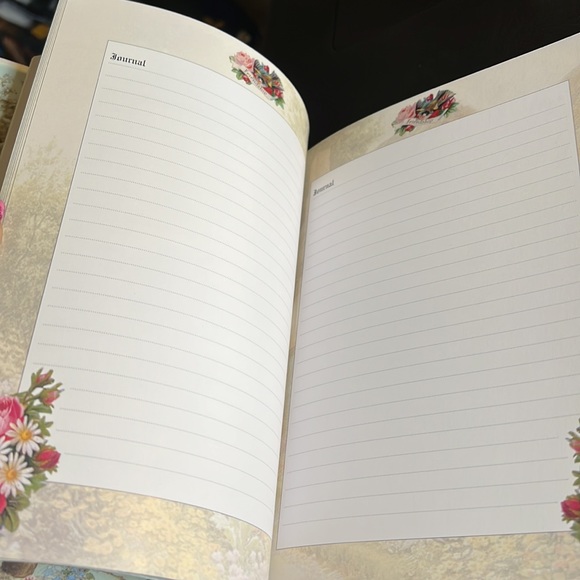 Elegant & stylish address book & journal set with Country Cottage designs - Picture 3 of 11